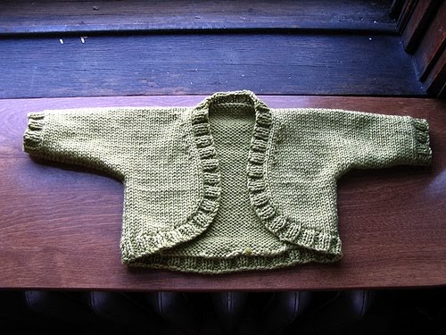 About second fl, wooowww she's really blind because of love. Knit Jones: Baby Shrug