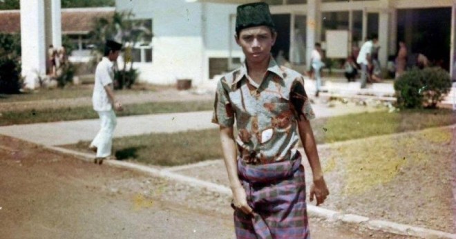 Dalam tafsir wajiz pada tafsir alquran . tarunalaut.blogspot.com: K. H. Muhammad Arifin Ilham