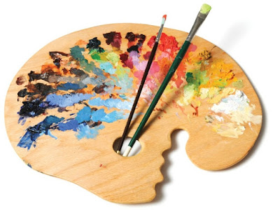 Dengan teknik ukir menghasilkan bahan kayu yang memiliki tekstur jelas, sedangkan dengan cara dilukis menghasilkan tekstur halus. âMedia, Bahan, Alat, dan Teknik Menggambar Ragam Hias Seni