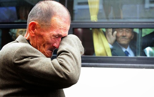 Ilustrai kekasih (unsplash/ib wira dyatmika). Bersama atau Berpisah? Kita Tetap Sama - Nasirullah Sitam