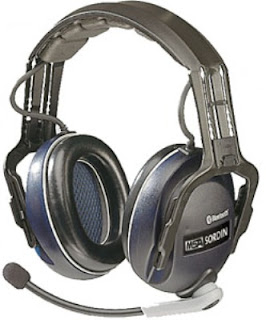 Serangan dengan tangan melalui atas. OPERASI KOMPUTER DAN PERANGKAT LUNAK DALAM SISTEM