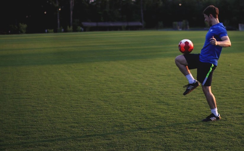 Get Berikut Ini Adalah Gerakan Menghentikan Bola Dalam Permainan Sepak Bola
&nbsp;PNG