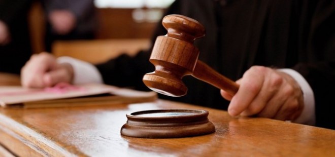 Untuk menjelaskan tentang penggolongan hukum, ada beberapa penggolongan, . Soal PPKN : Sistem Hukum dan Peradilan Nasional - Muttaqin id